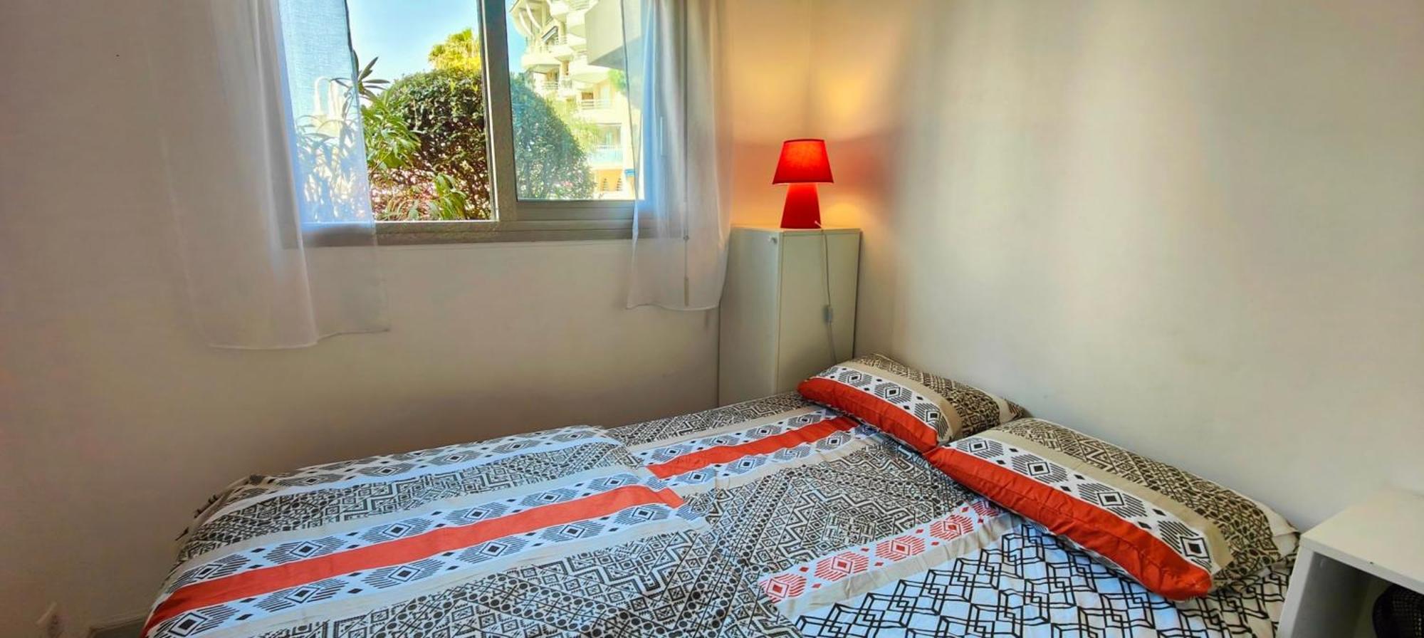 Beautiful Bright And Quiet 32 M Appartement